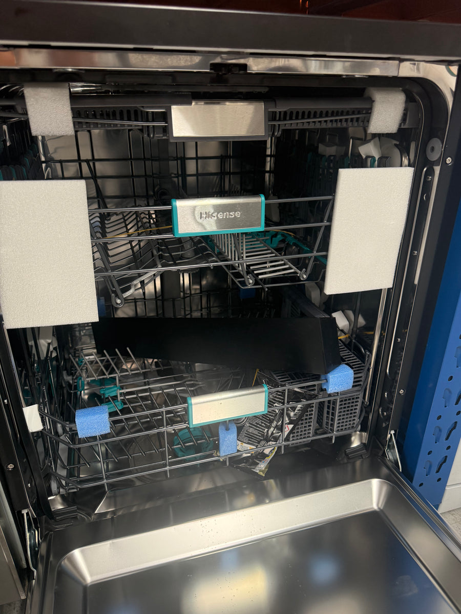 Transportation damaged Hisense HSAP16FB 16-Place Freestanding Dishwasher – Black Steel - Second Hand Appliances Geebung
