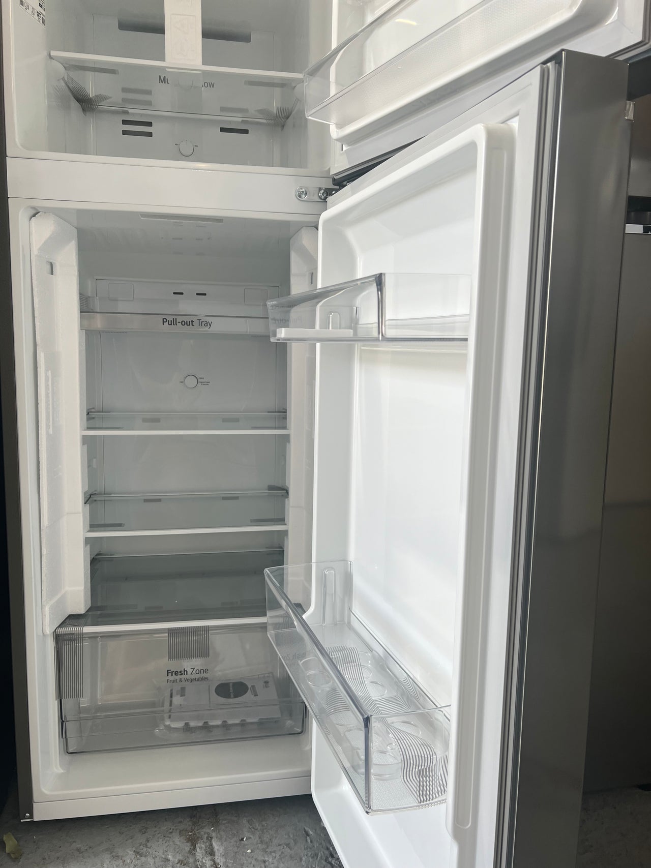 Transportation damaged LG 243L Top Mount Refrigerator GT-1s - Second Hand Appliances Geebung
