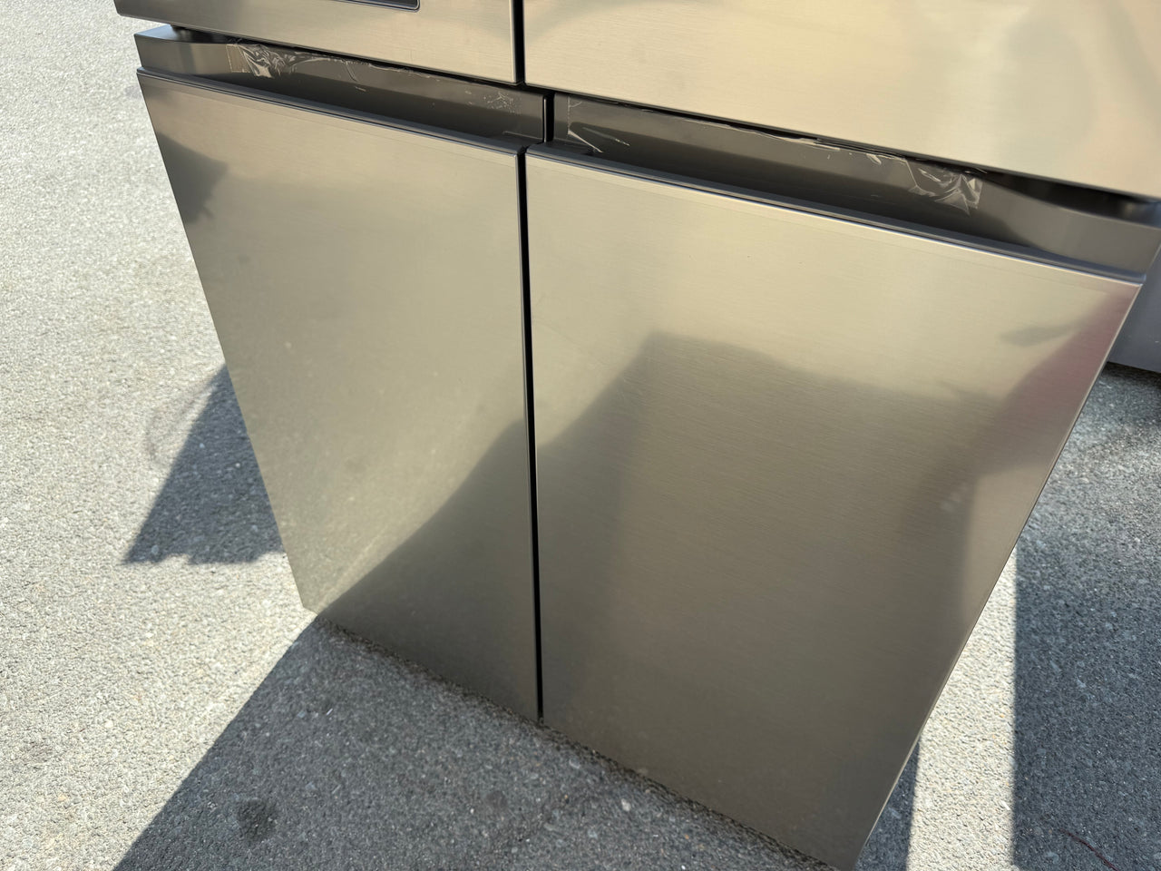 Transportation damaged LG 506L French Door Refrigerator GF-LN500PL with non-plumbed ice maker & water dispenser - Second Hand Appliances Geebung