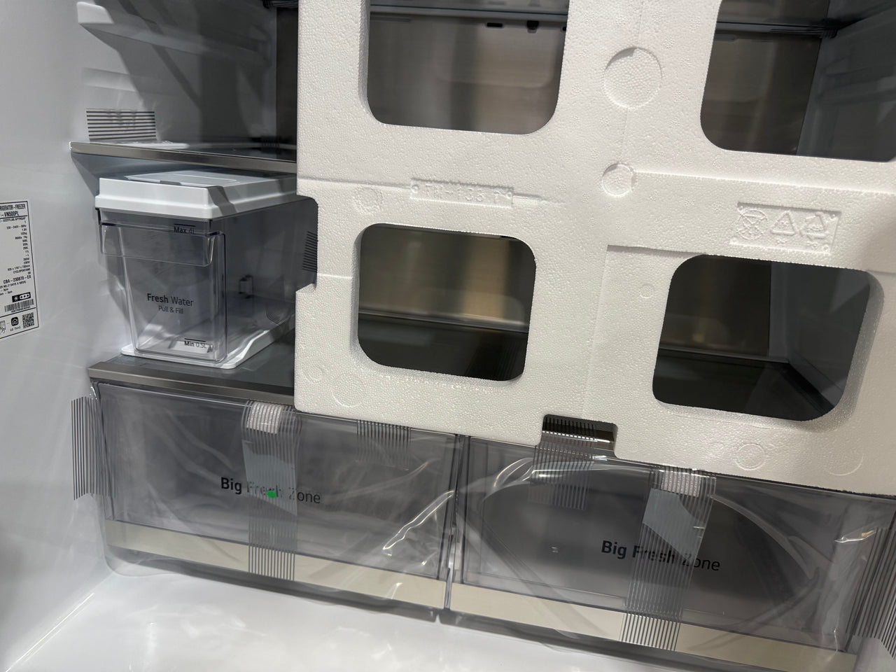 Transportation damaged LG 508L InstaView Refrigerator GF-VN500PL - Second Hand Appliances Geebung