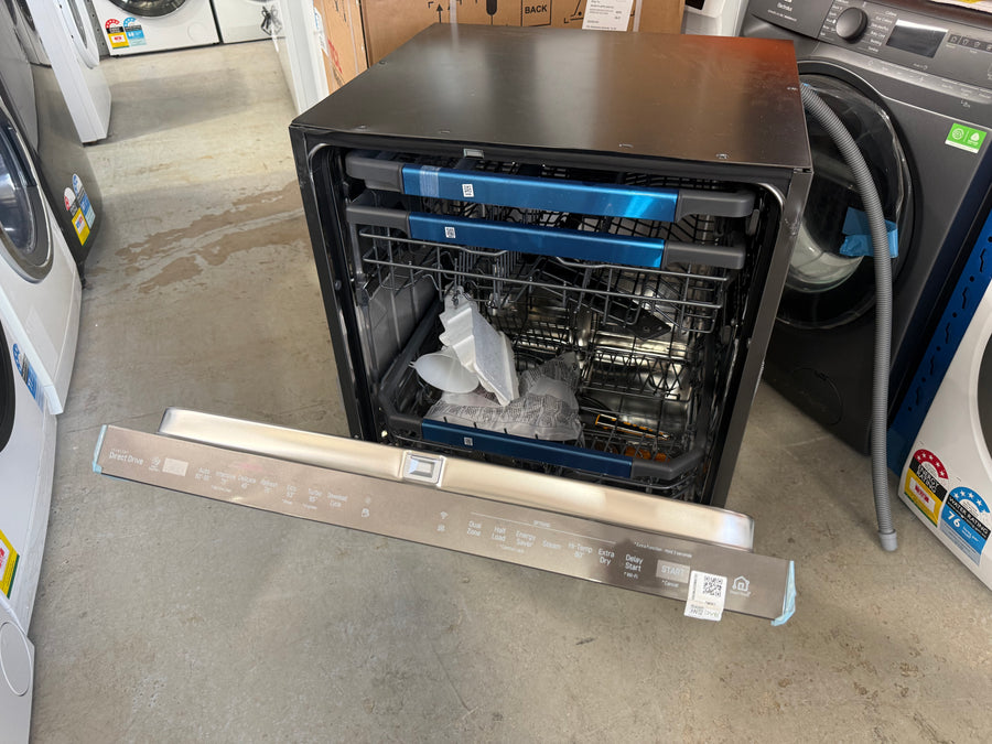 Transportation damaged LG 60 cm 15-Place QuadWash Built-Under Dishwasher with TrueSteam™ – Matte Black (Model: XD3A25UMB) - Second Hand Appliances Geebung