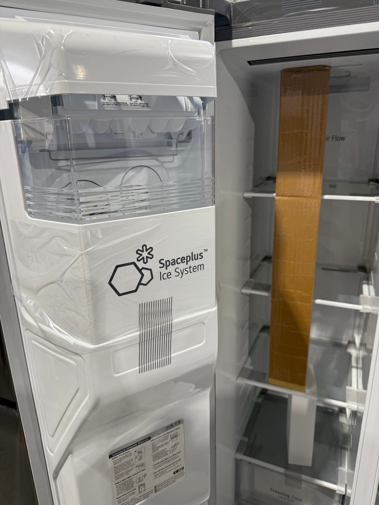 Transportation damaged LG 635L Side by Side Frost Free Non Plumbed Fridge Model: GS-N635PL - Second Hand Appliances Geebung