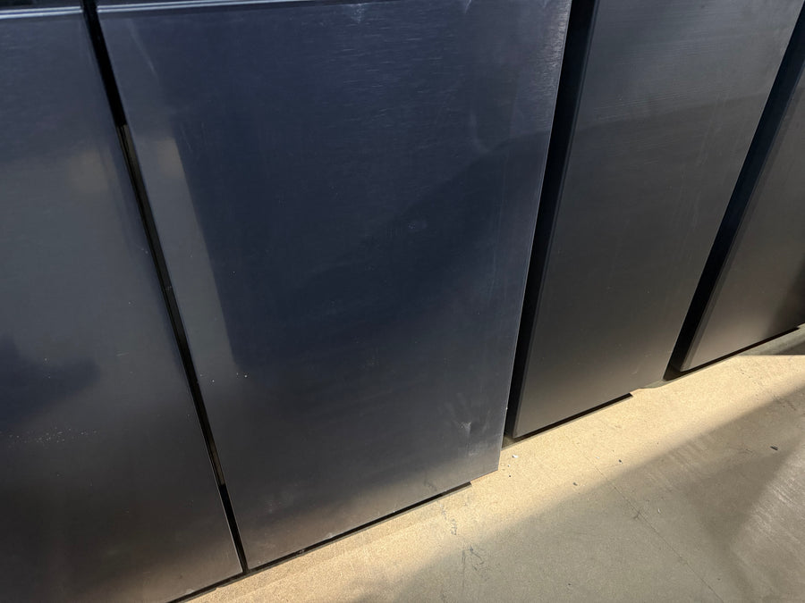 Transportation damaged LG 637L French Door Refrigerator GF-L700MBL - Second Hand Appliances Geebung