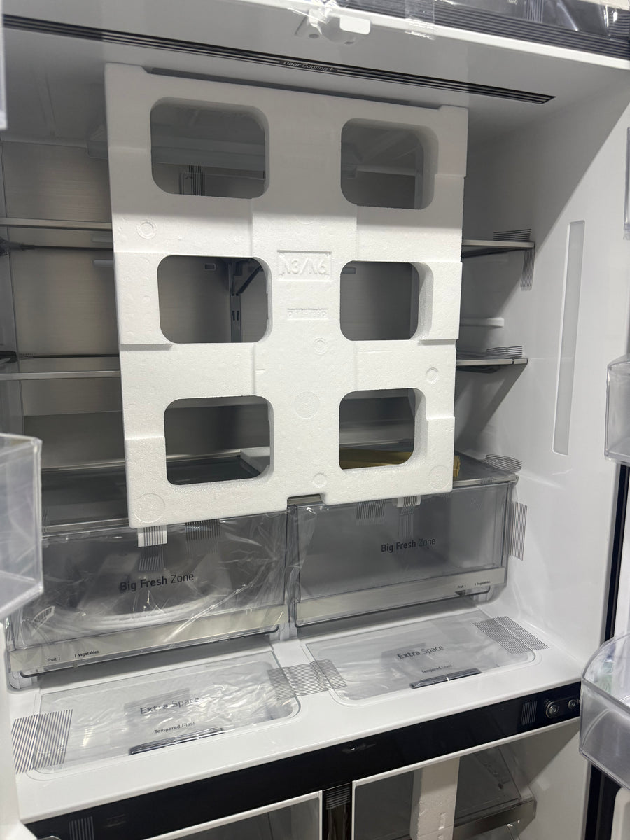Transportation damaged LG GF-V700BSLC – 642 L French Door Fridge - Second Hand Appliances Geebung