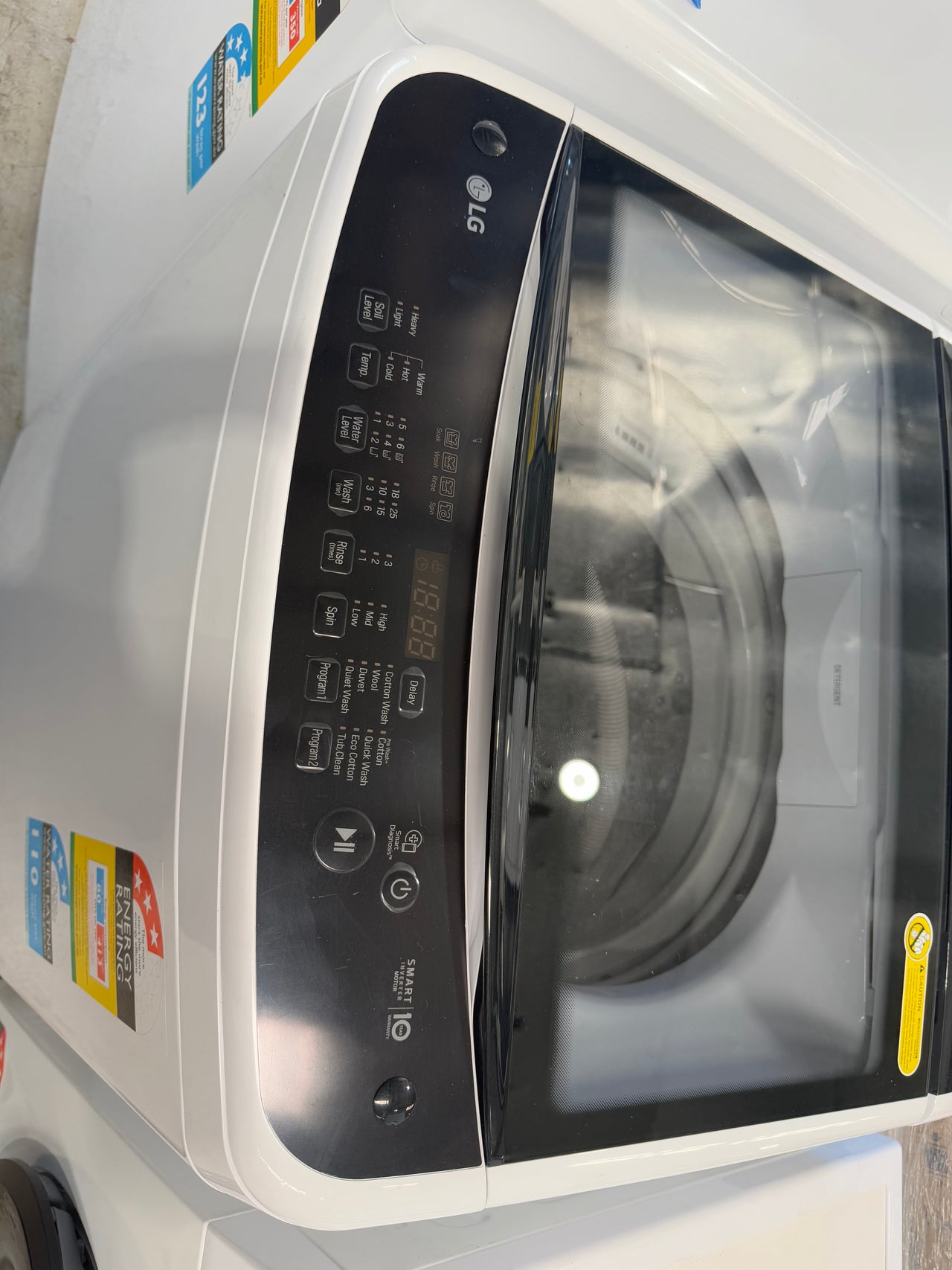 LG 7.5 kg Top Loader  Model: WTG7520 Top