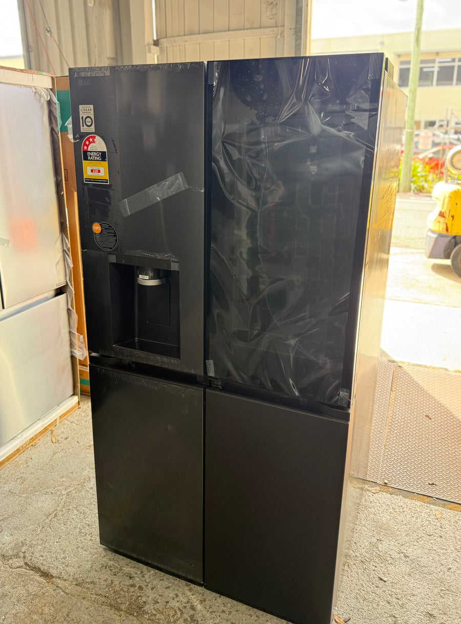 Transportation damaged LG 847L Instaview French Door Fridge Matte Black GF-V900MBLC - Second Hand Appliances Geebung