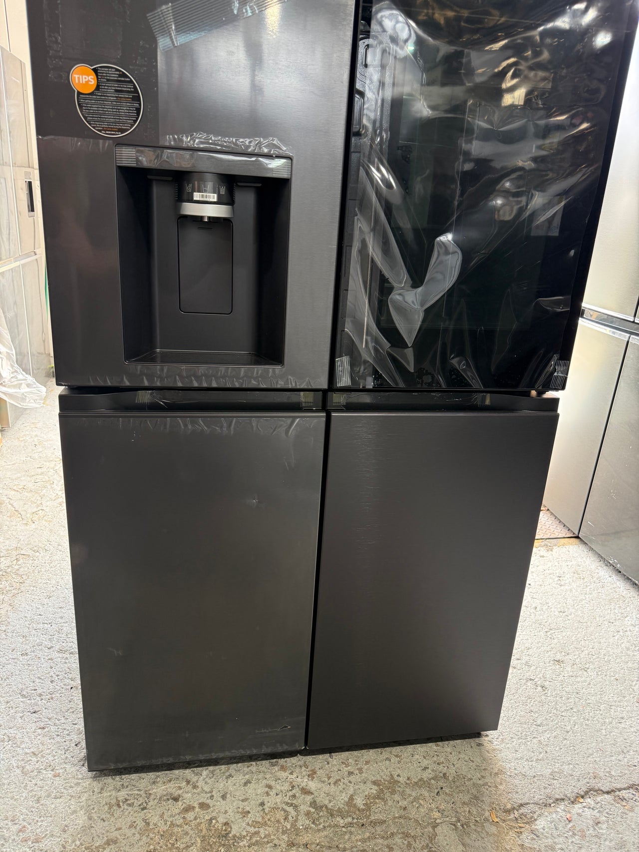 Transportation damaged LG 847L Instaview French Door Fridge Matte Black GF-V900MBLC - Second Hand Appliances Geebung
