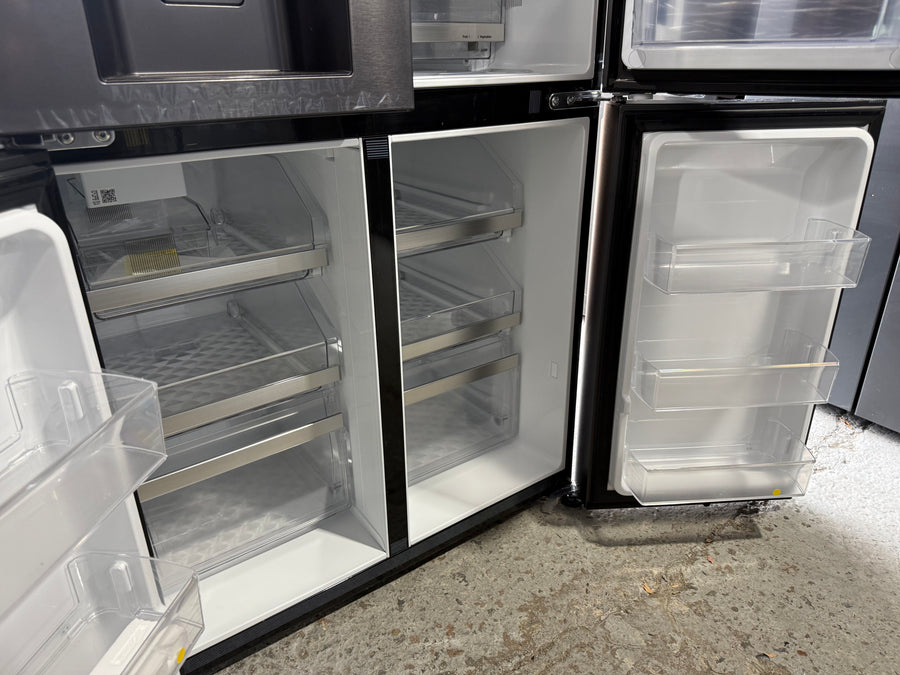 Transportation damaged LG 847L Instaview French Door Fridge Matte Black GF-V900MBLC - Second Hand Appliances Geebung