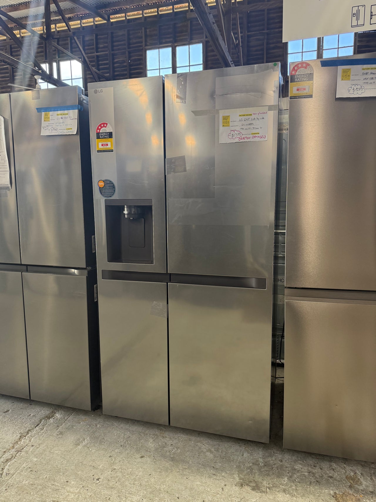 Transportation damaged LG GS-N599PL 641-liter side-by-side refrigerator - Second Hand Appliances Geebung
