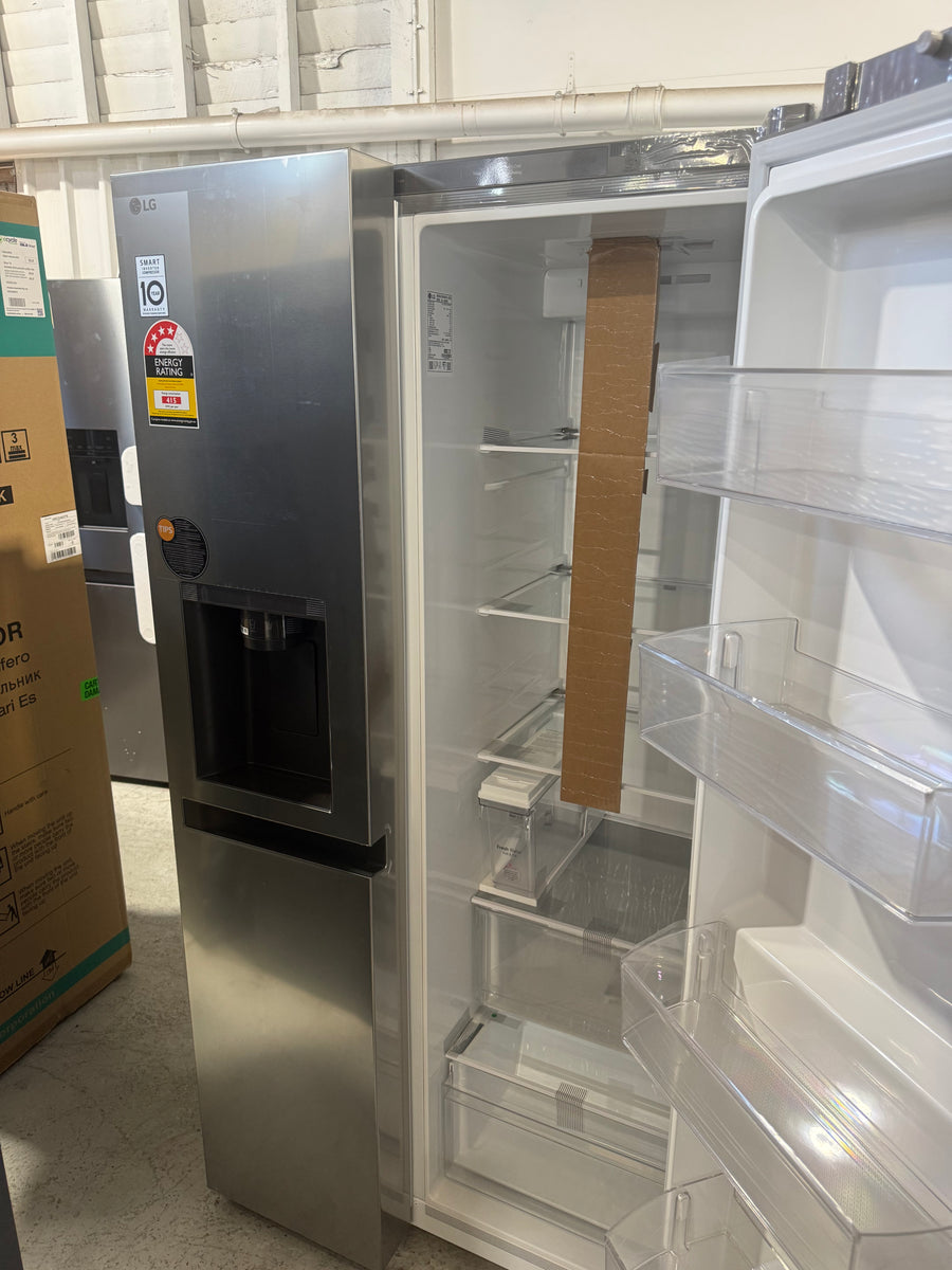 Transportation damaged LG GS-N599PL 641-liter side-by-side refrigerator With Non-plumbed ice and water dispenser - Second Hand Appliances Geebung