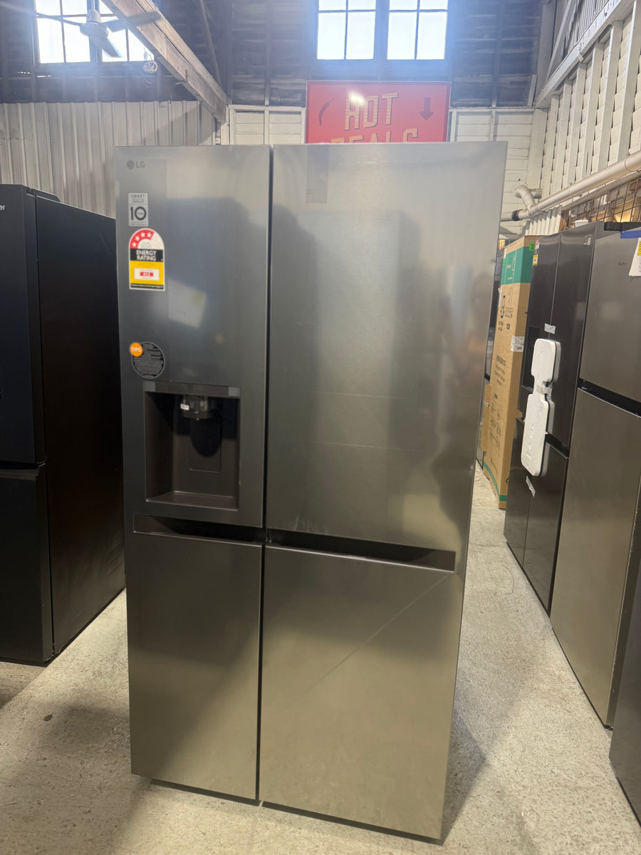Transportation damaged LG GS-N599PL 641-liter side-by-side refrigerator With Non-plumbed ice and water dispenser - Second Hand Appliances Geebung