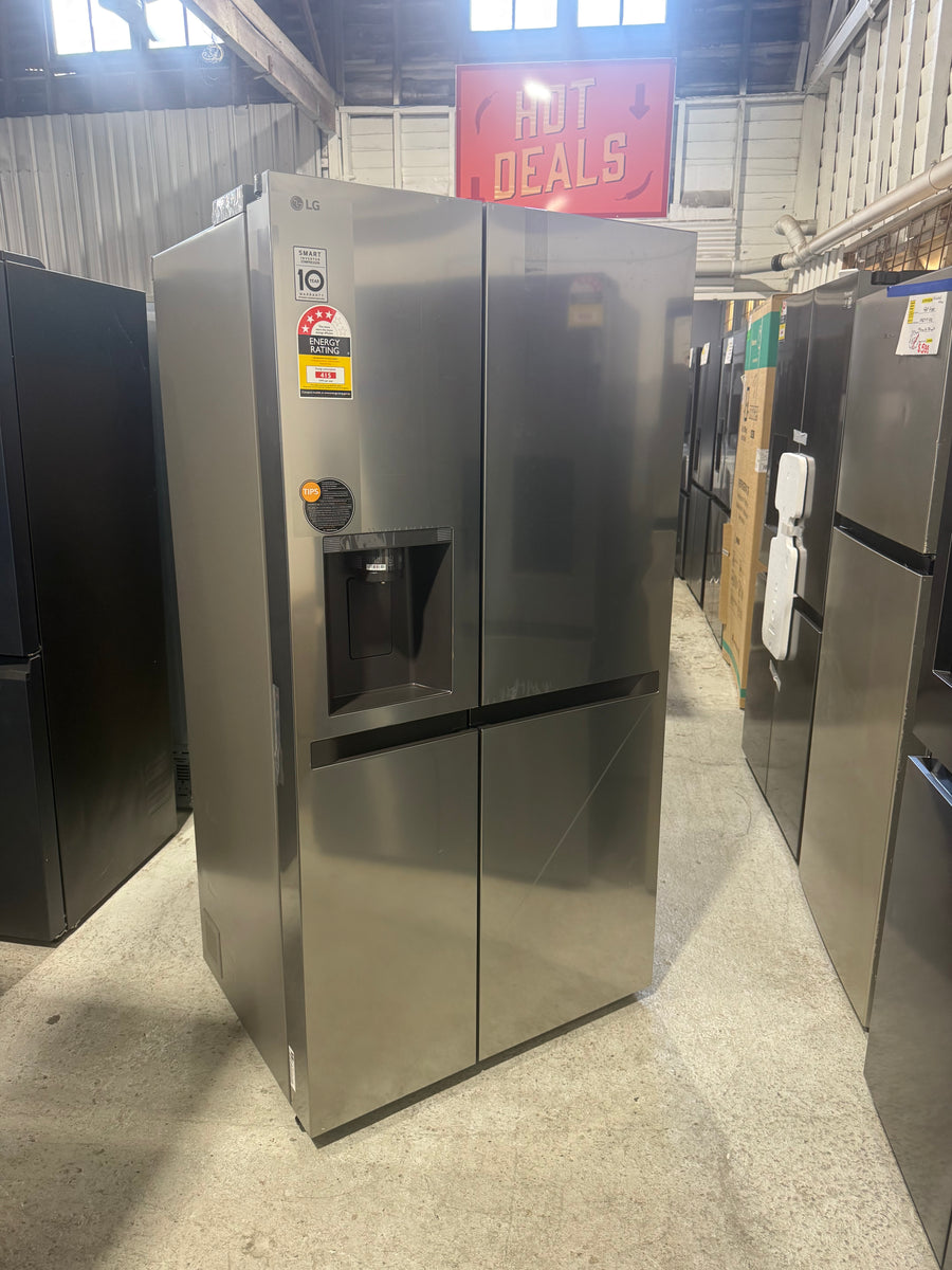 Transportation damaged LG GS-N599PL 641-liter side-by-side refrigerator With Non-plumbed ice and water dispenser - Second Hand Appliances Geebung