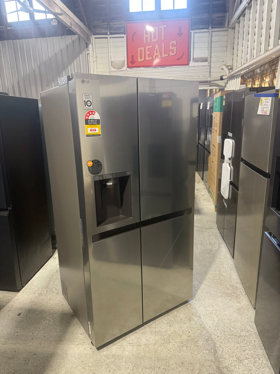 Transportation damaged LG GS-N599PL 641-liter side-by-side refrigerator With Non-plumbed ice and water dispenser - Second Hand Appliances Geebung