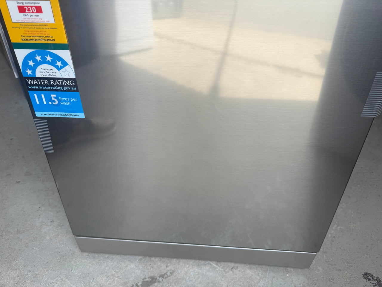 Buy Transportation damaged LG QuadWash Platinum Steel TrueSteam Dishwasher Model:XD4B24PS |  | [product_variant] | Second Hand Appliances Geebung Brisbane
