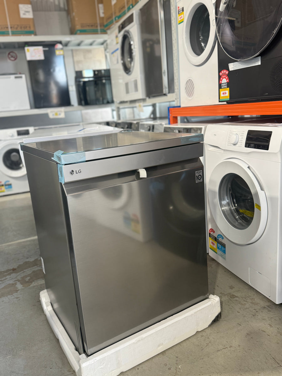 Transportation damaged LG Stainless Steel QuadWash Dishwasher XD3A15NS - Second Hand Appliances Geebung