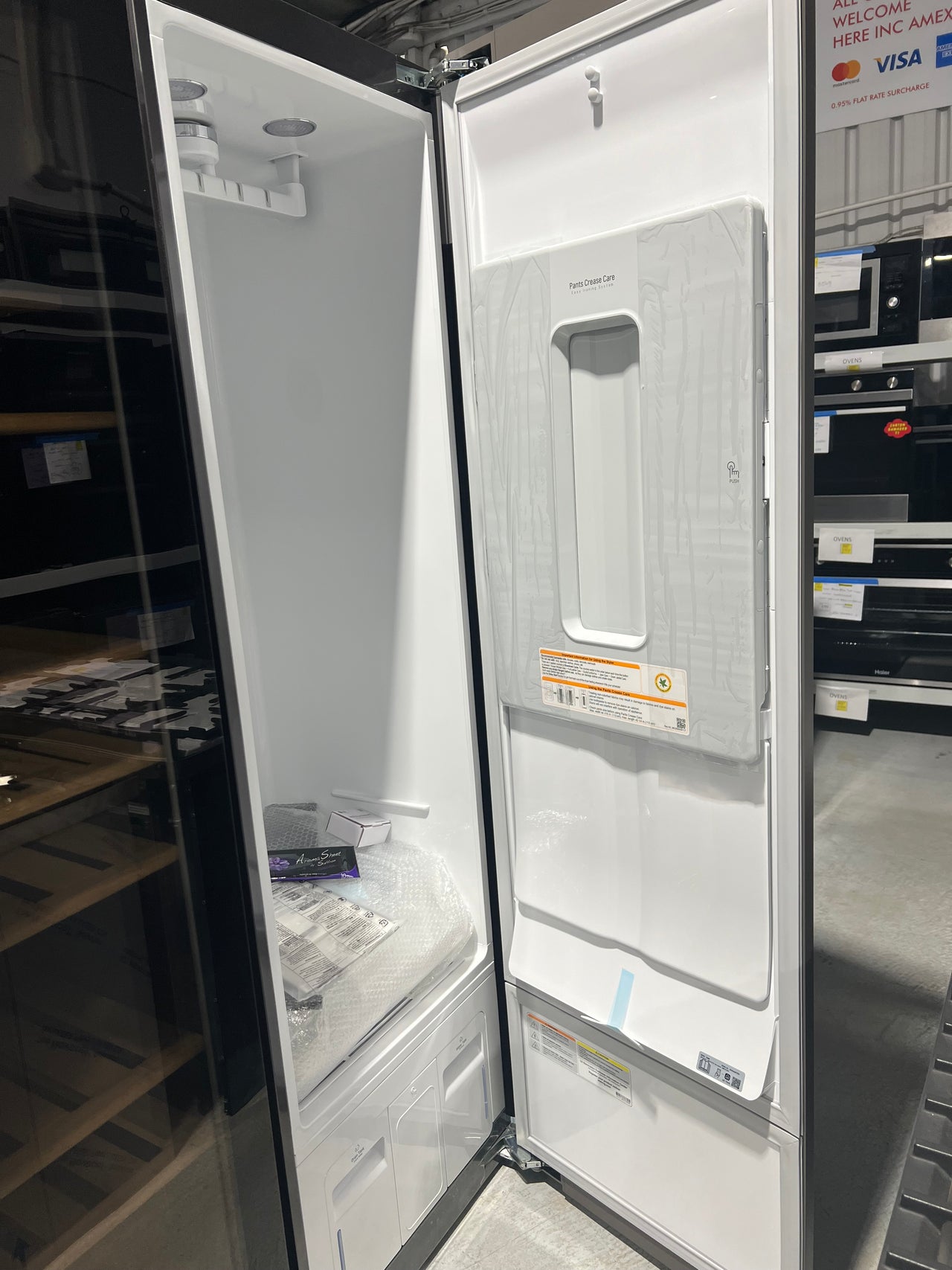 Transportation damaged LG Styler Clothing Care System S5MB - Second Hand Appliances Geebung