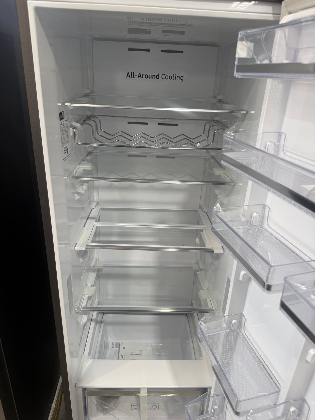 Transportation damaged Samsung 387L Bespoke Vertical Fridge – Stainless Steel Model: SRP406RS / RR39M71357F - Second Hand Appliances Geebung