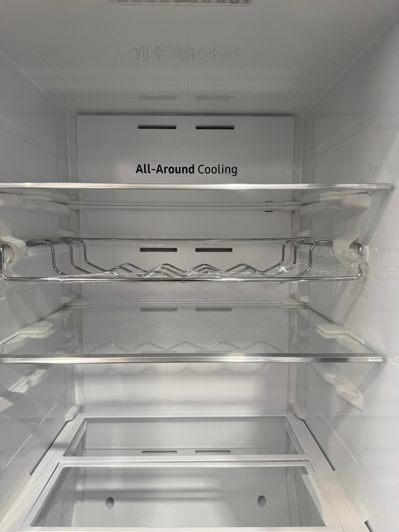 Transportation damaged Samsung 387L Bespoke Vertical Fridge – Stainless Steel Model: SRP406RS / RR39M71357F - Second Hand Appliances Geebung
