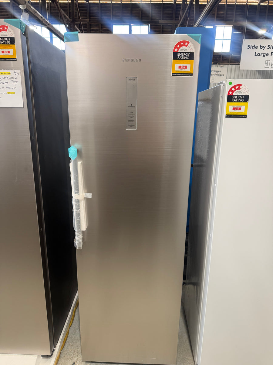 Transportation damaged Samsung 387L Bespoke Vertical Fridge – Stainless Steel Model: SRP406RS / RR39M71357F - Second Hand Appliances Geebung