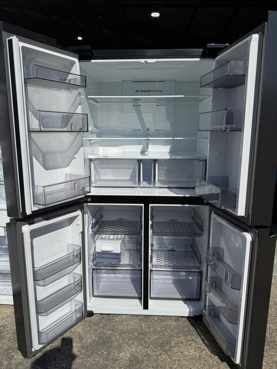 Transportation damaged Samsung SRF7100B 649L French Door Refrigerator - Second Hand Appliances Geebung