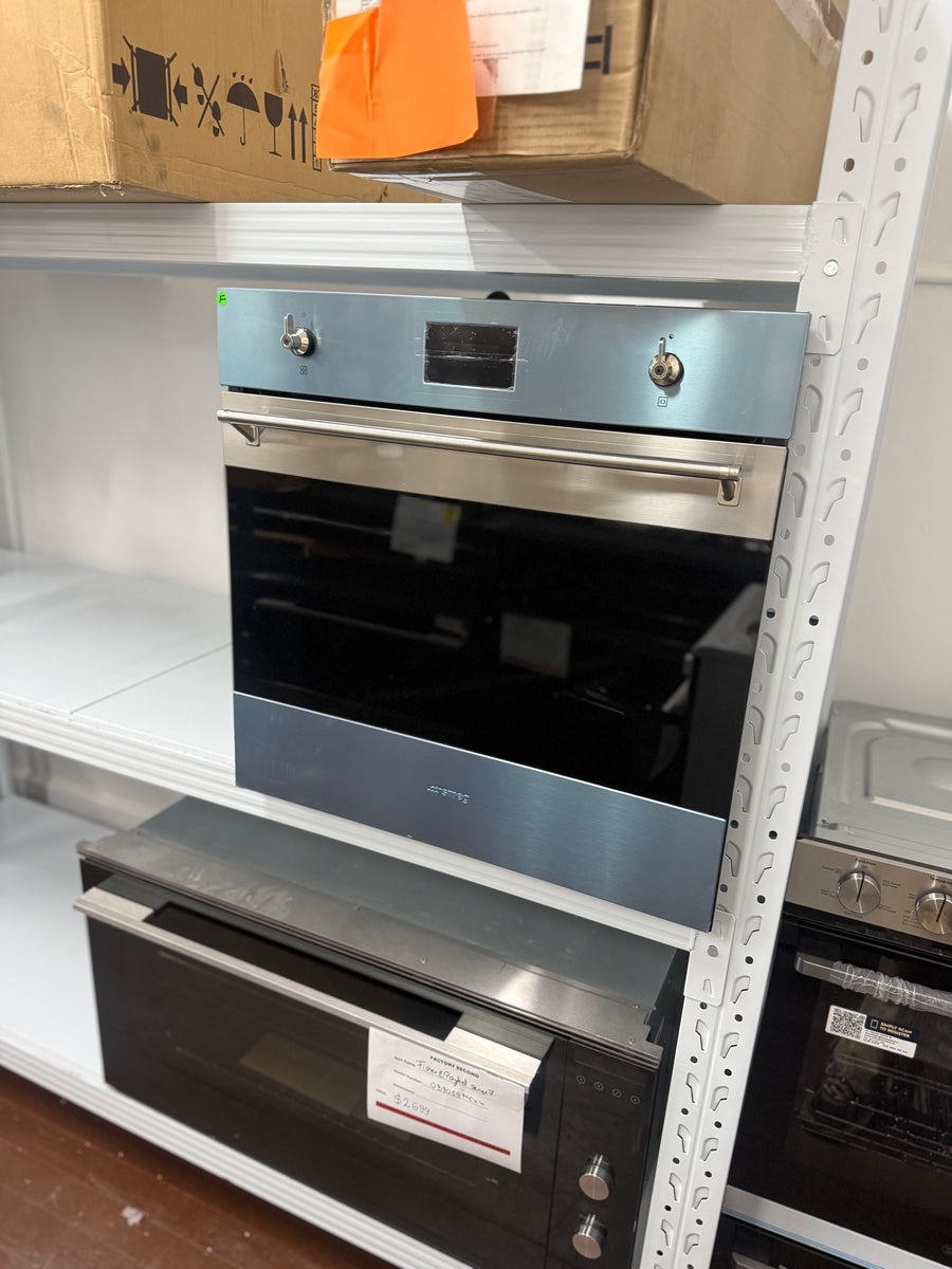Transportation damaged Smeg Classic 60cm Pyrolytic Oven – SOPA6301TX - Second Hand Appliances Geebung