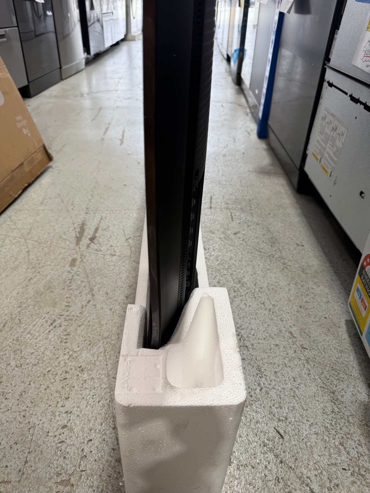 Transportation damaged TCL 55C745 is a 55-inch QLED 4K Ultra High Definition (UHD) Google TV - Second Hand Appliances Geebung