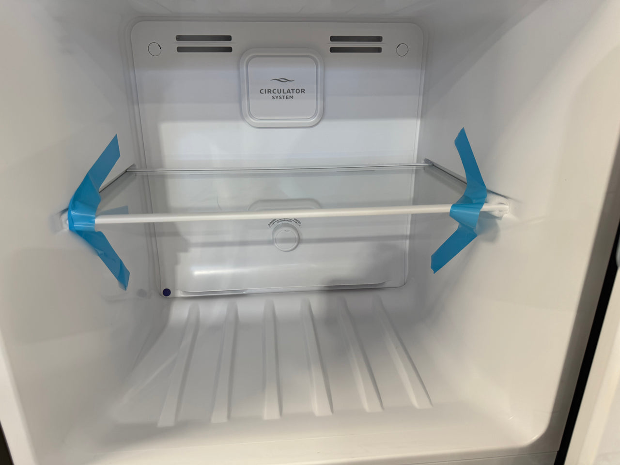 Transportation damaged TCL P220TMB 197-litre top mount refrigerator - Second Hand Appliances Geebung