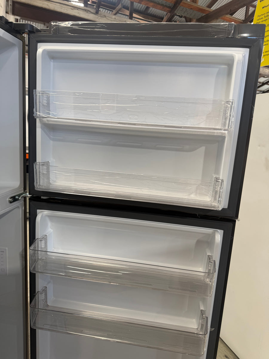Transportation damaged TCL TRF491TG 420L Top Mount Refrigerator – Crystal Ash Grey - Second Hand Appliances Geebung