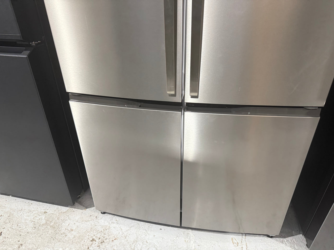 Transportation damaged Westinghouse 541L French Door Refrigerator WQE6000SB - Second Hand Appliances Geebung