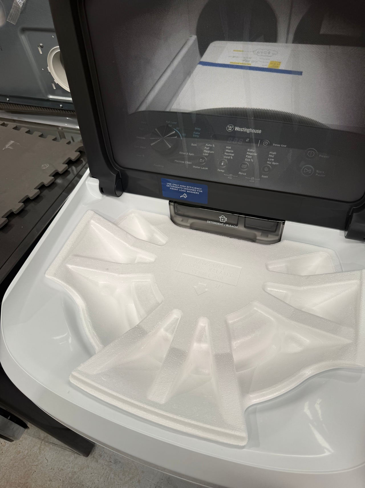 Buy Transportation damaged Westinghouse 6kg Top Load Washing Machine – White (WWT6084J5WA) |  | [product_variant] | Second Hand Appliances Geebung Brisbane