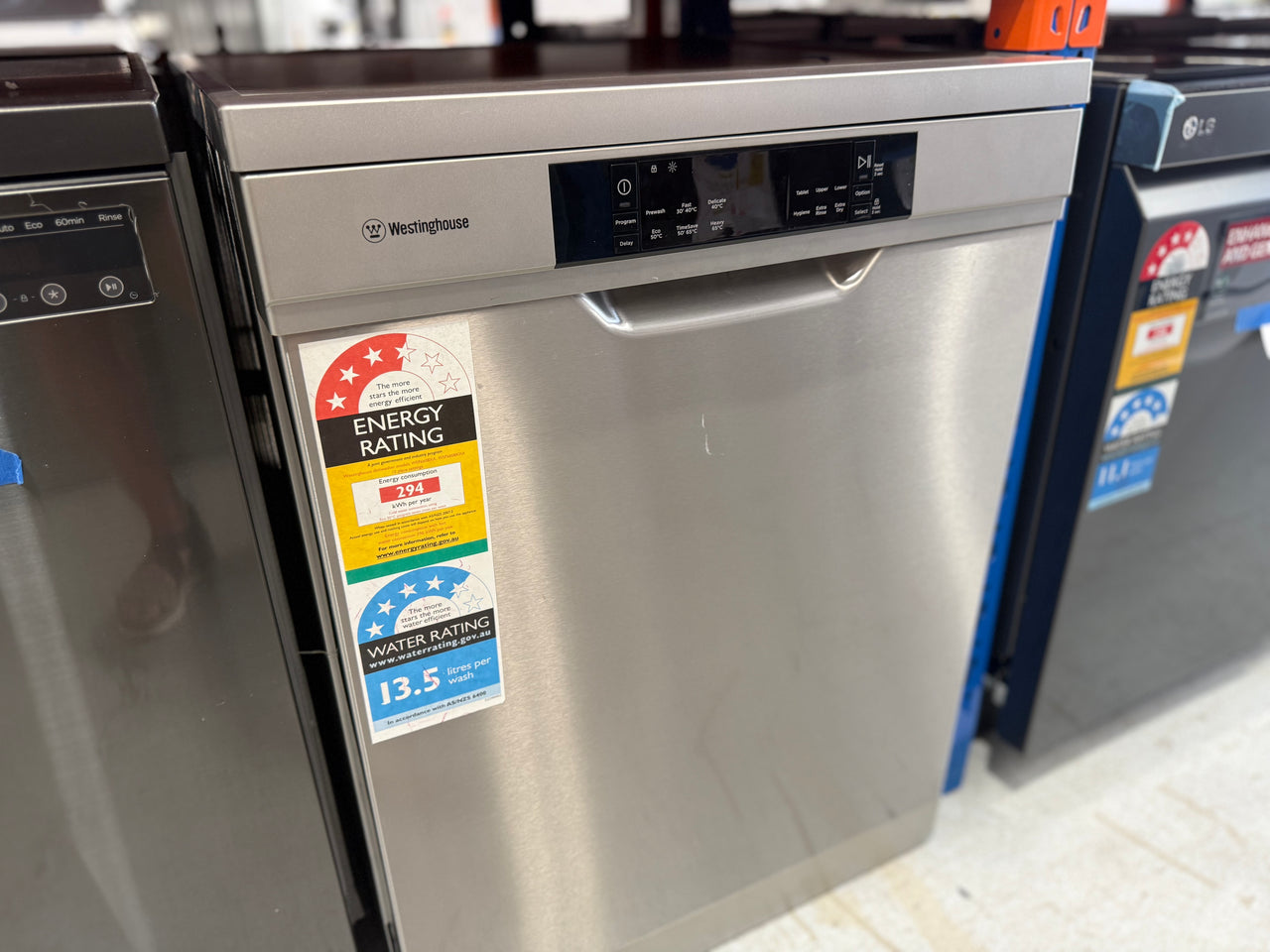 Transportation damaged Westinghouse Freestanding Dishwasher WSF6606XA - Second Hand Appliances Geebung