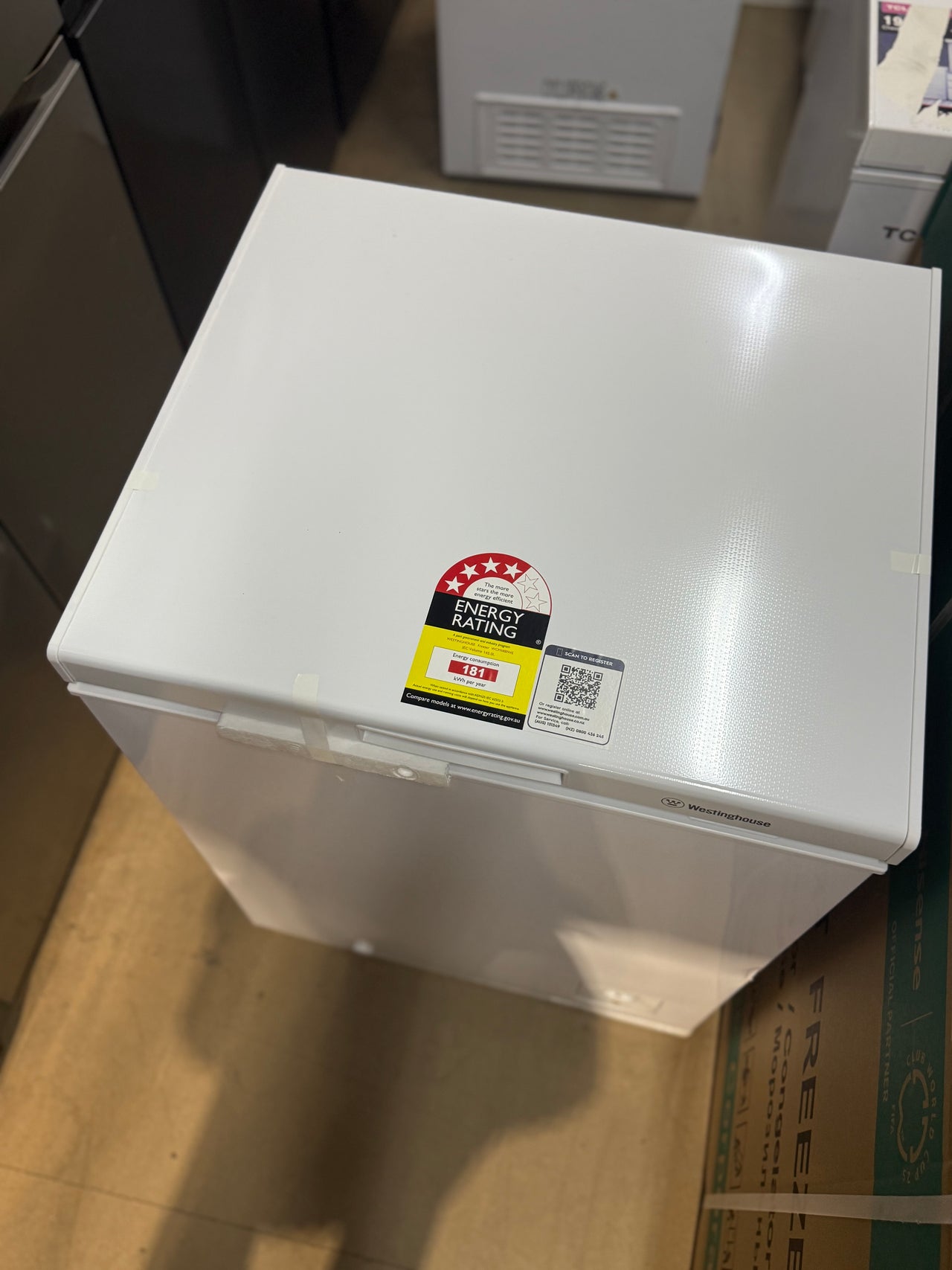 Transportation damaged Westinghouse WCM1400WE Chest Freezer – 145L Capacity - Second Hand Appliances Geebung