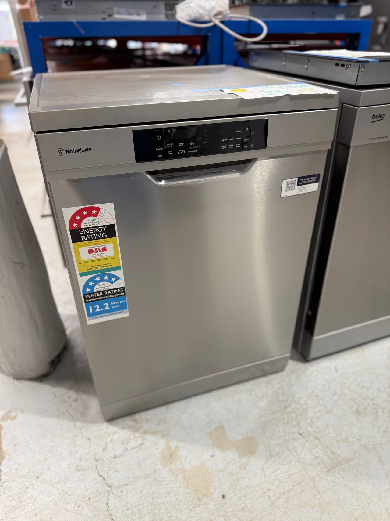 Transportation damaged Westinghouse WSF6606XB 60cm Stainless Steel Freestanding Dishwasher - Second Hand Appliances Geebung
