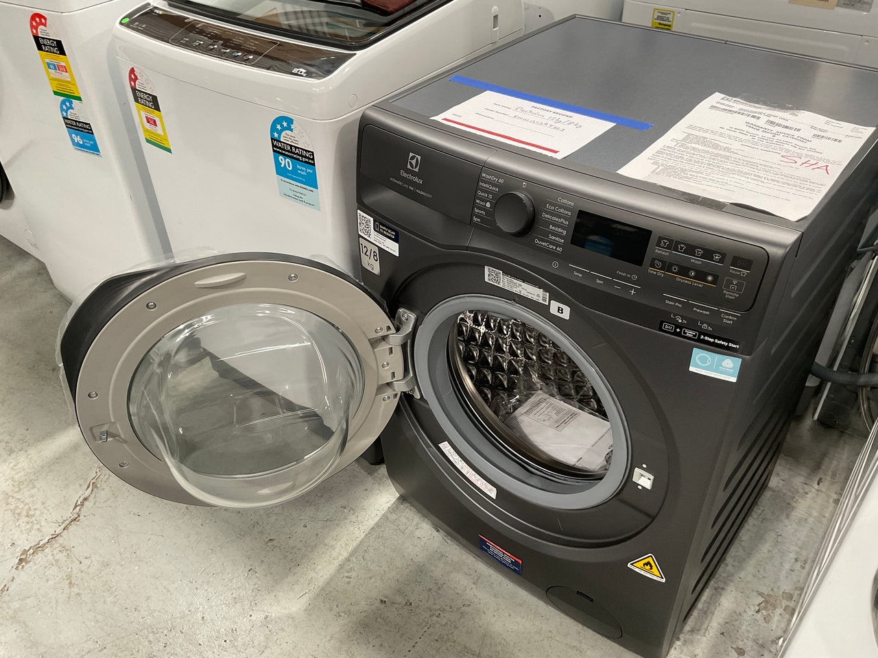 Factory second Electrolux UltimateCare 700 12kg/8kg Washer Dryer Combo EWW1243R7SCS (NAT)