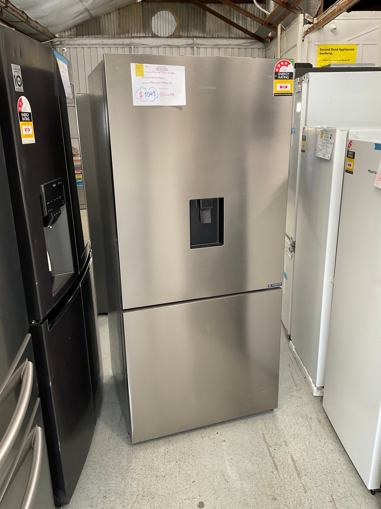 Factory second Hisense 482L PureFlat Bottom Mount Refrigerator