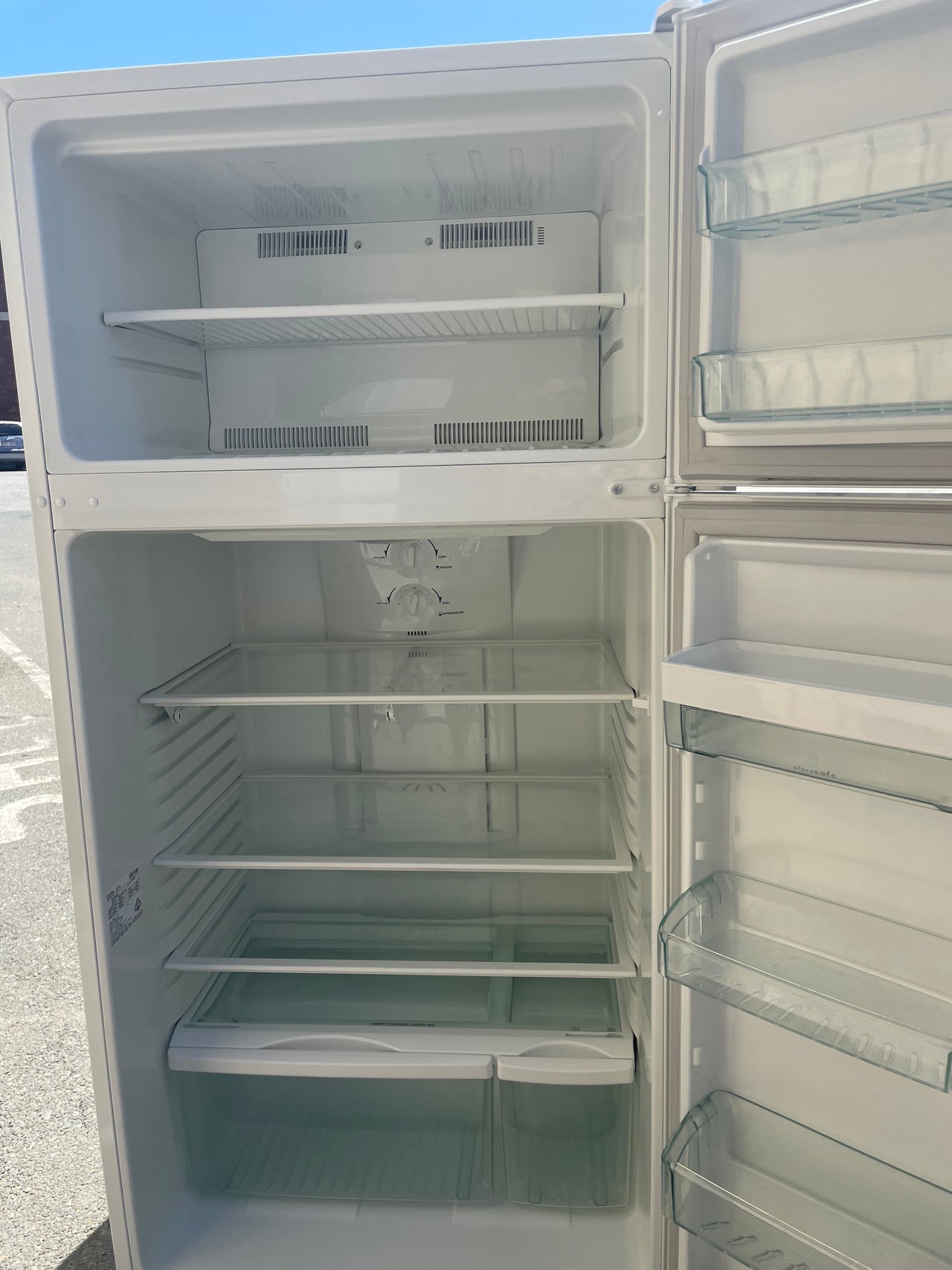 Second hand Westinghouse RJ522V-R 520L Top Mount Fridge - Second Hand Appliances Geebung