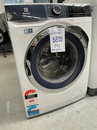 Thumbnail for Second hand Electrolux 9kg Front Load Washing Machine EWF9043BDWA - Second Hand Appliances Geebung