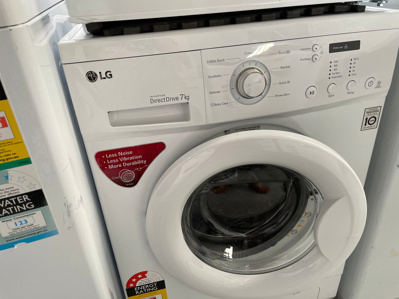 Second hand LG 7kg Front Load Washing Machine WD1200D