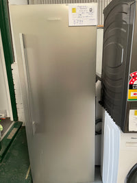 Second hand Fisher&Paykel Upright Freezer E388 | Second Hand Appliances ...
