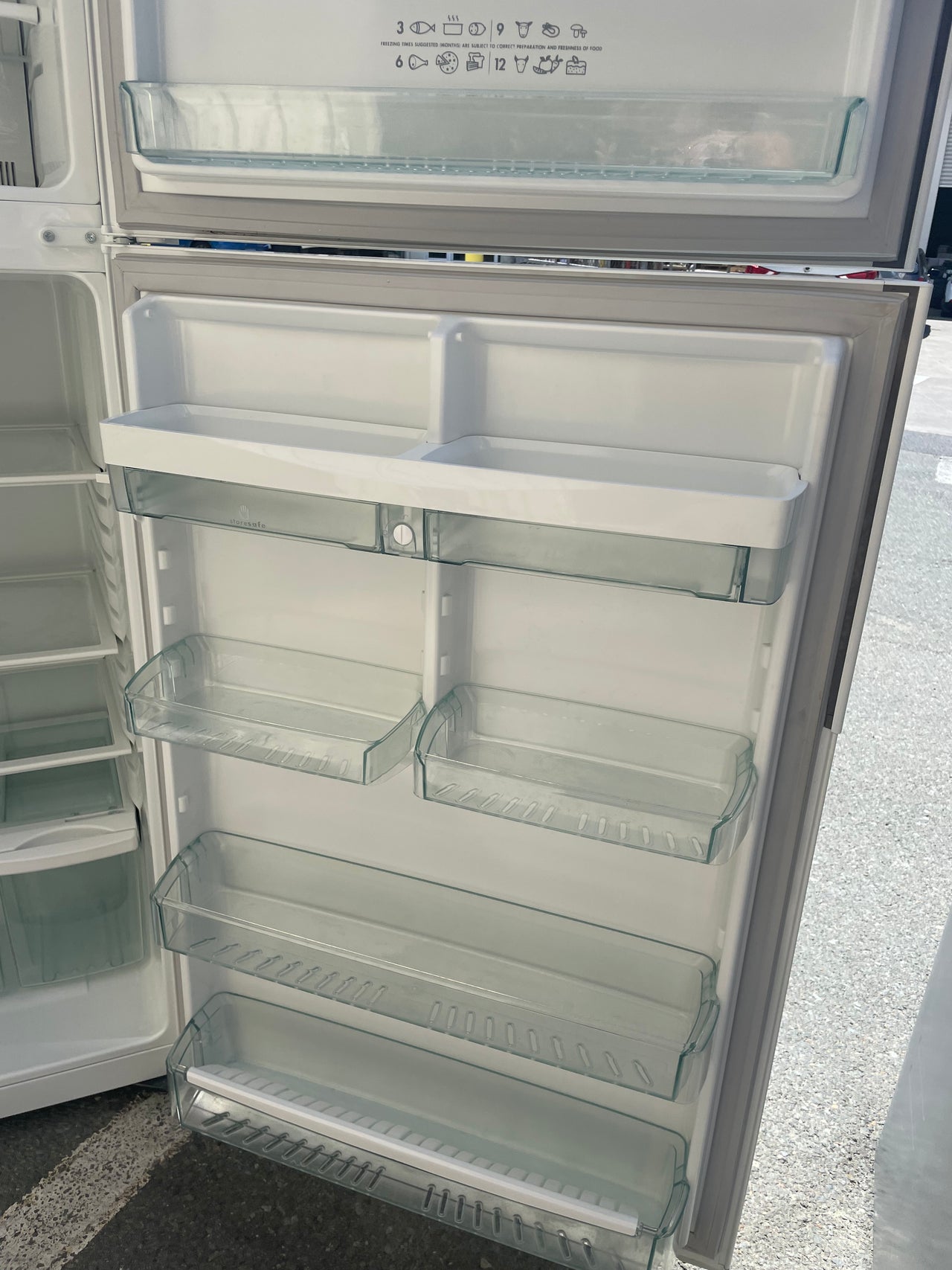 Second hand Westinghouse RJ522V-R 520L Top Mount Fridge - Second Hand Appliances Geebung