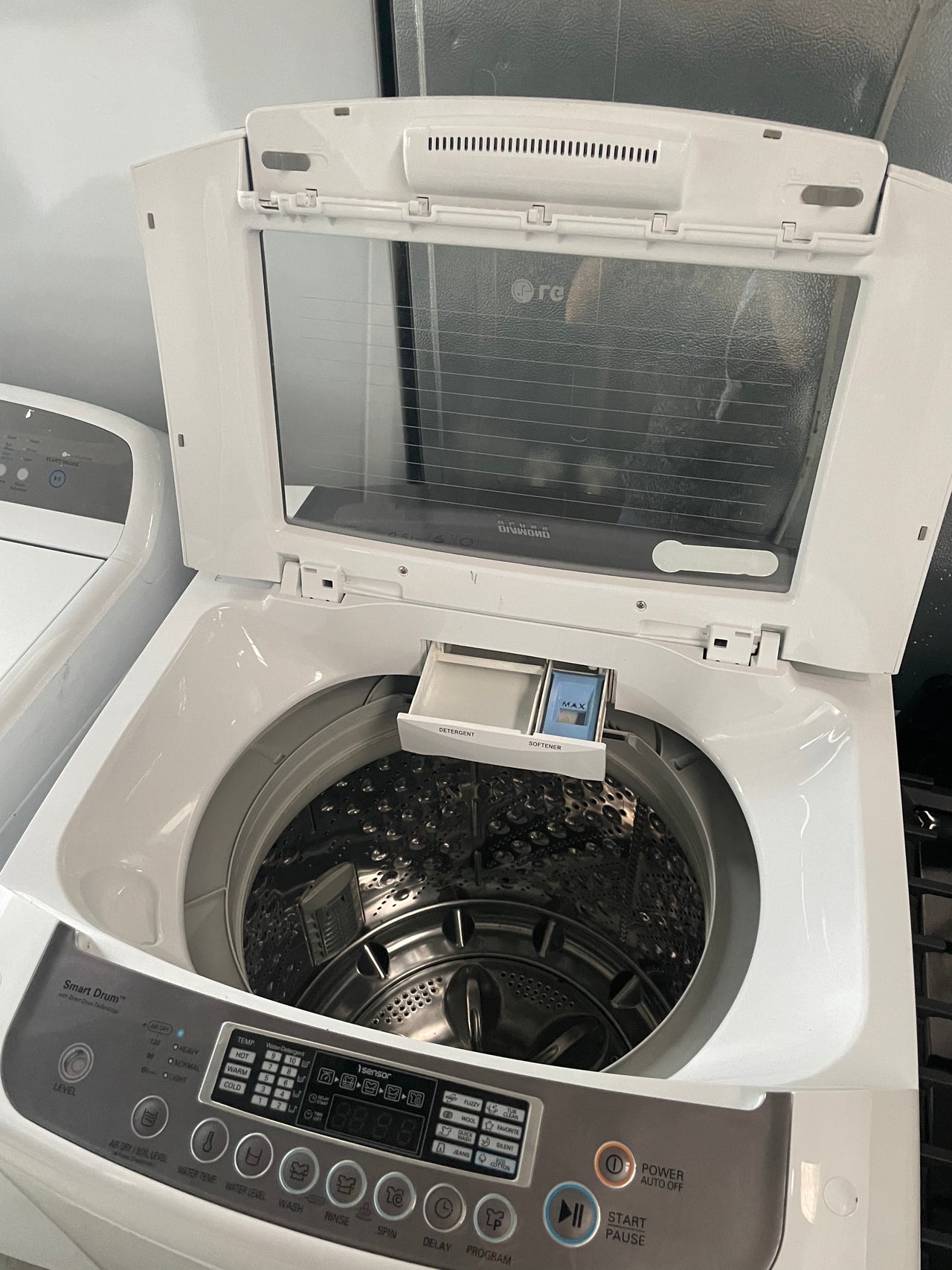 Second hand LG WTH9506 9.5kg Top Load Washing Machine - Second Hand Appliances Geebung