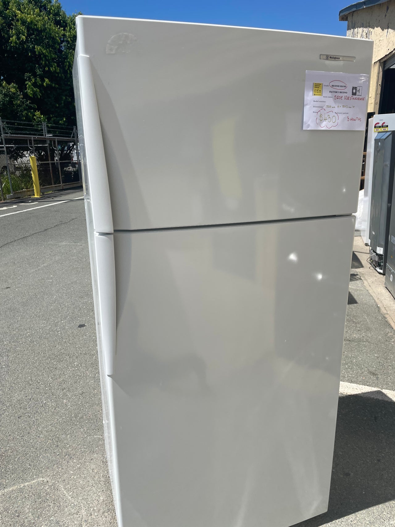 Second hand Westinghouse RJ522V-R 520L Top Mount Fridge - Second Hand Appliances Geebung