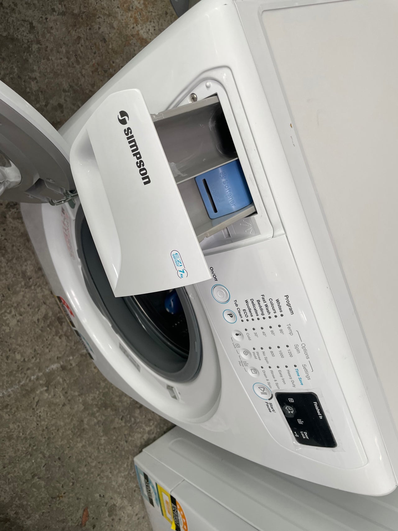 Second hand Simpson SWF12743 7kg EZI Sensor Front Load Washing Machine - Second Hand Appliances Geebung