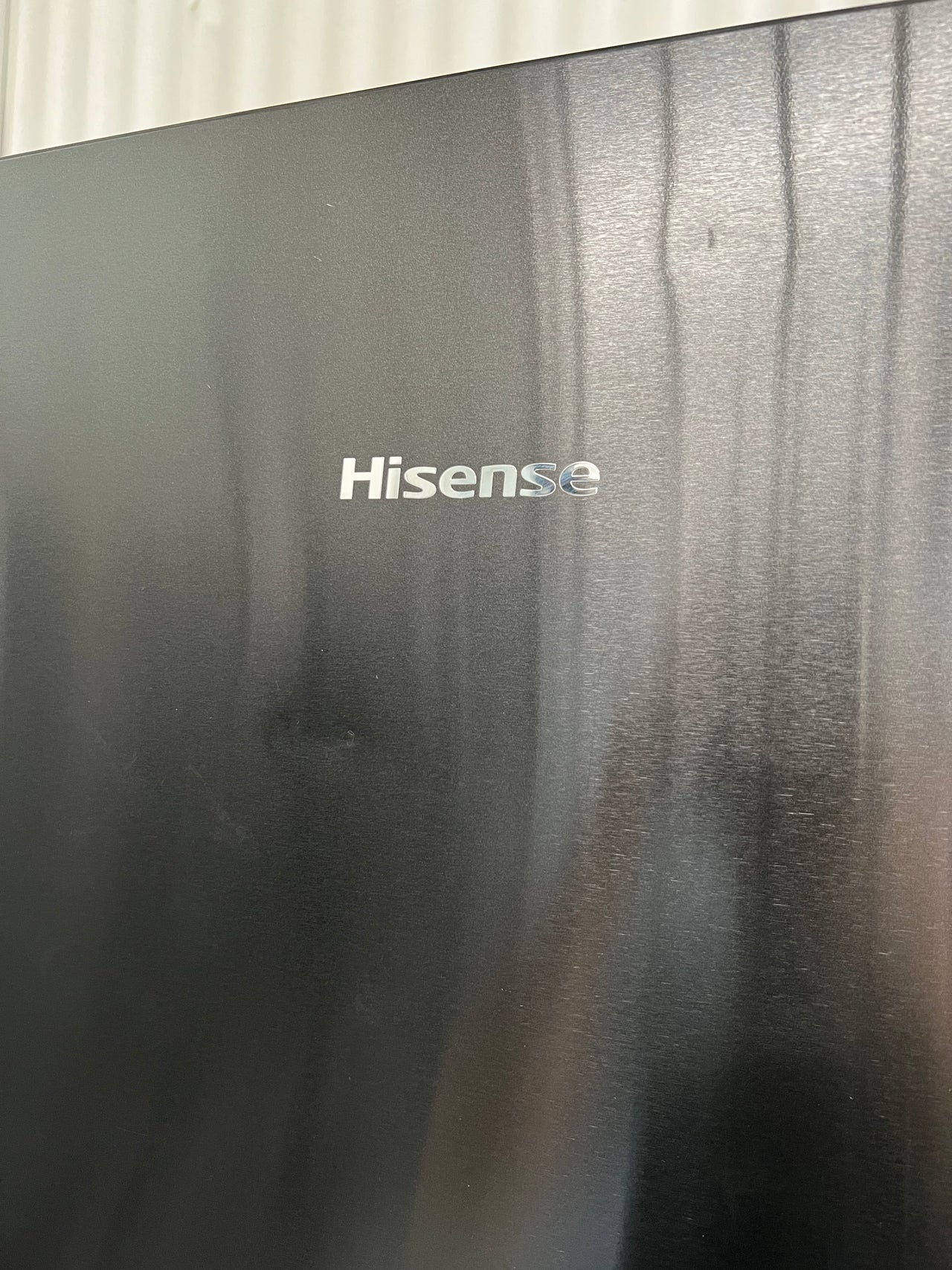 Factory second Hisense 519L PureFlat Bottom Mount Fridge HR6BMFF519B - Second Hand Appliances Geebung