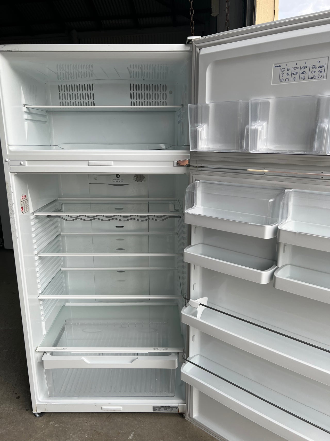 Second hand 517L Fisher & Paykel Fridge E521TRT2 - Second Hand Appliances Geebung