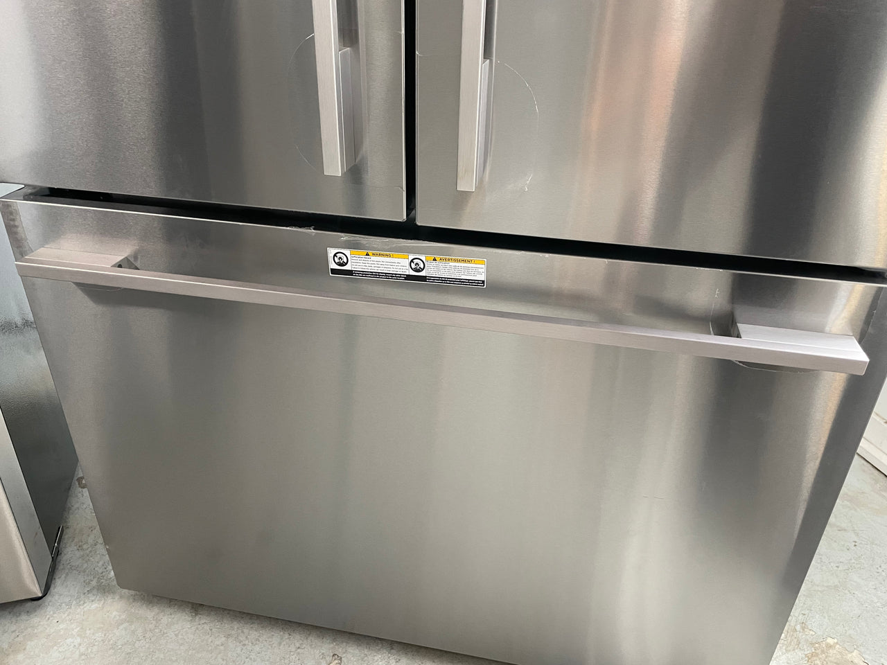 Factory Second Fisher & Paykel 569L French Door Refrigerator RF610ADX5 - Second Hand Appliances Geebung