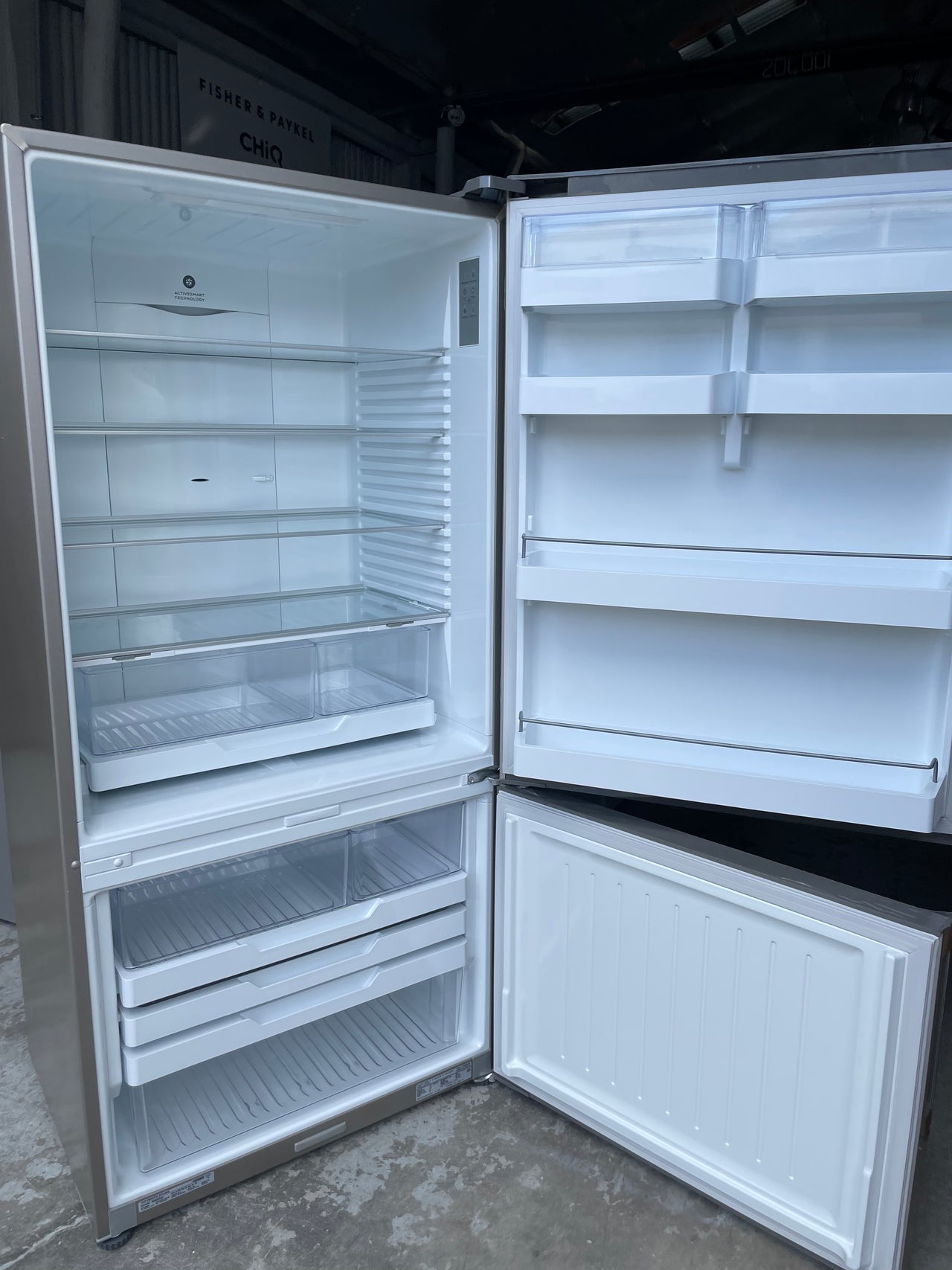 Factory Second Fisher & Paykel 494L ActiveSmart Bottom Mount Fridge RF522BRPX6 - Second Hand Appliances Geebung