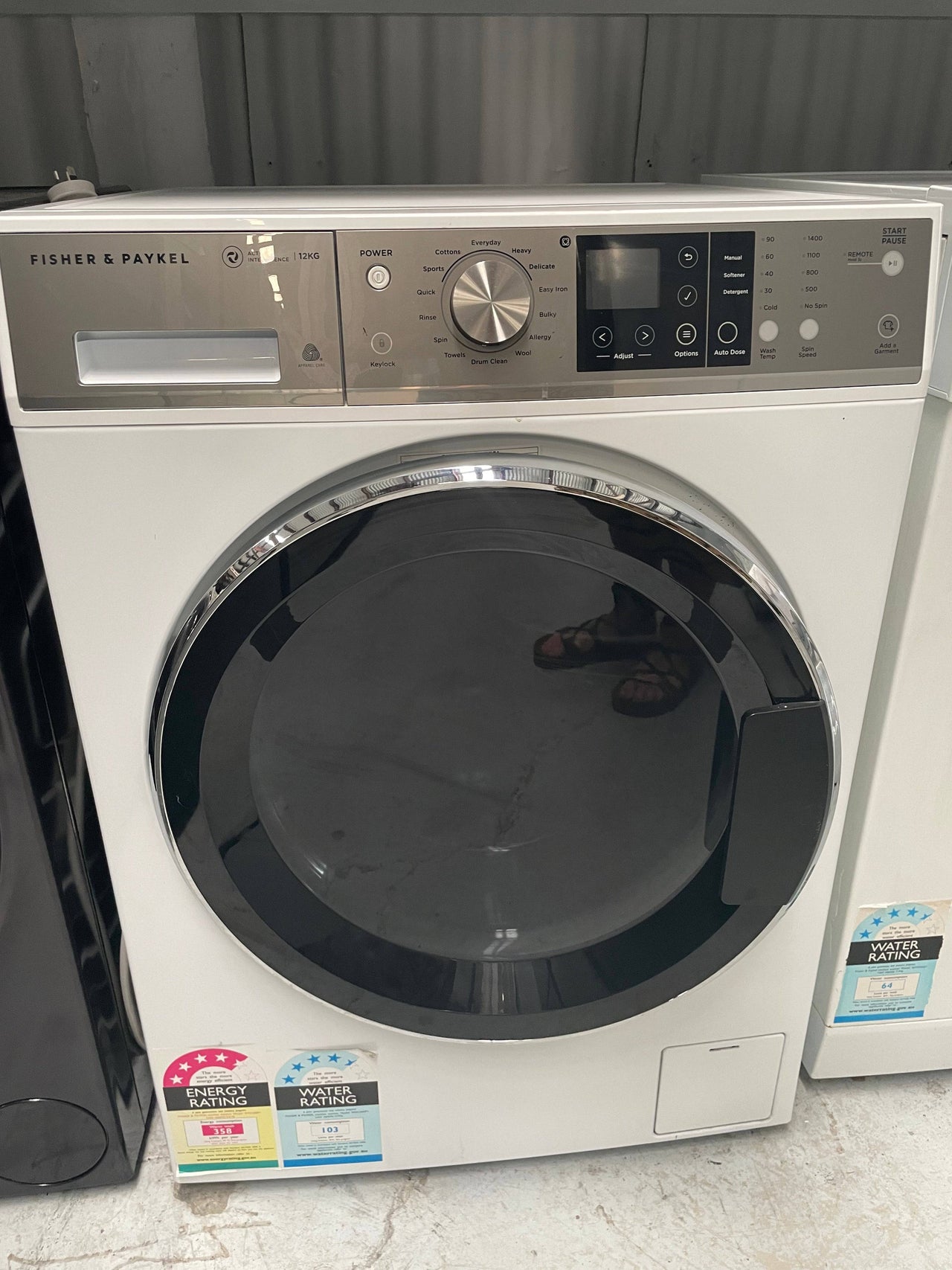 Factory Second Fisher & Paykel 12kg WashSmart Front Load Washing Machine - Second Hand Appliances Geebung