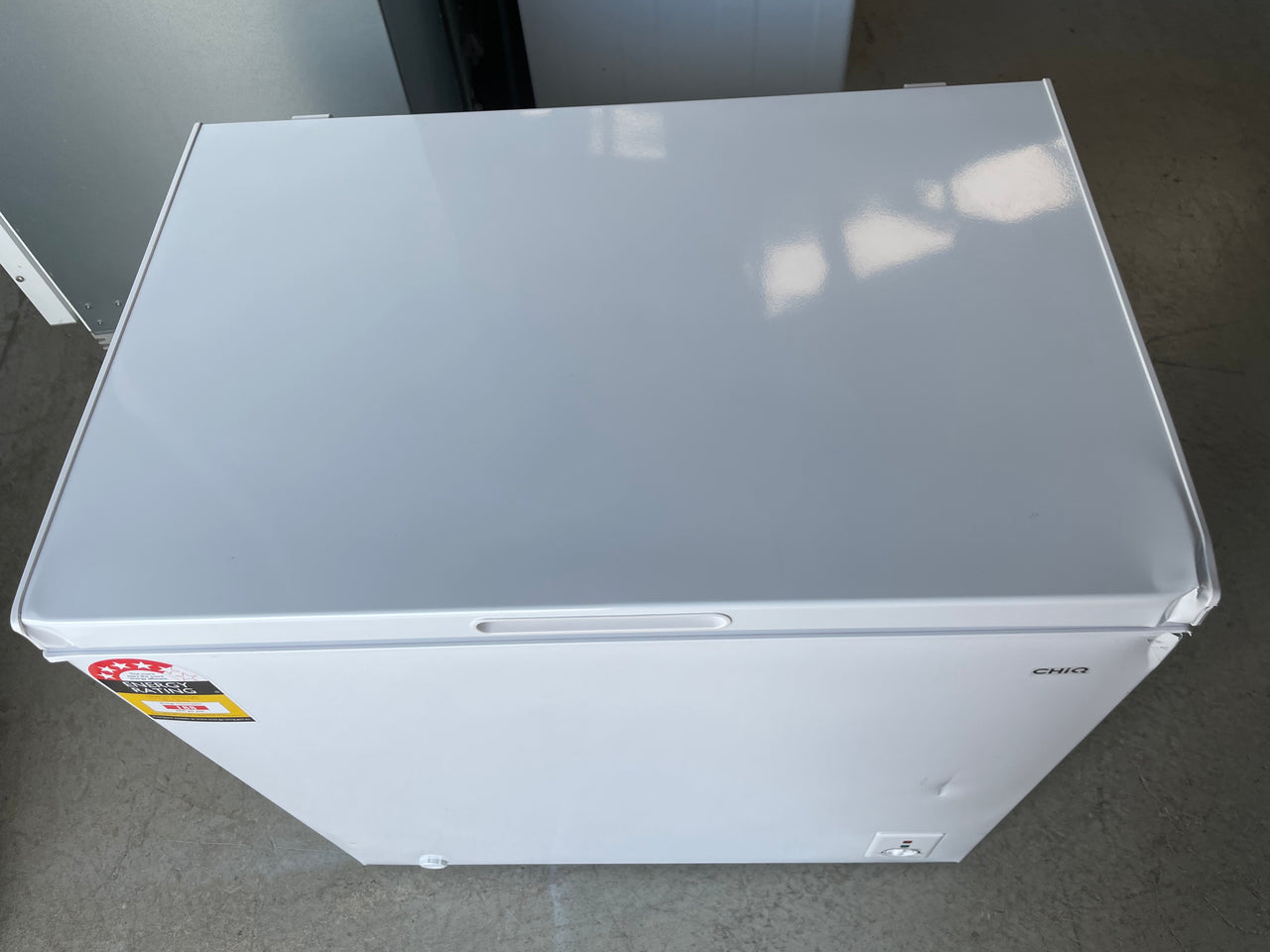 Factory second CHIQ 199 LITRE HYBRID CHEST FREEZER CCF199DW - Second Hand Appliances Geebung
