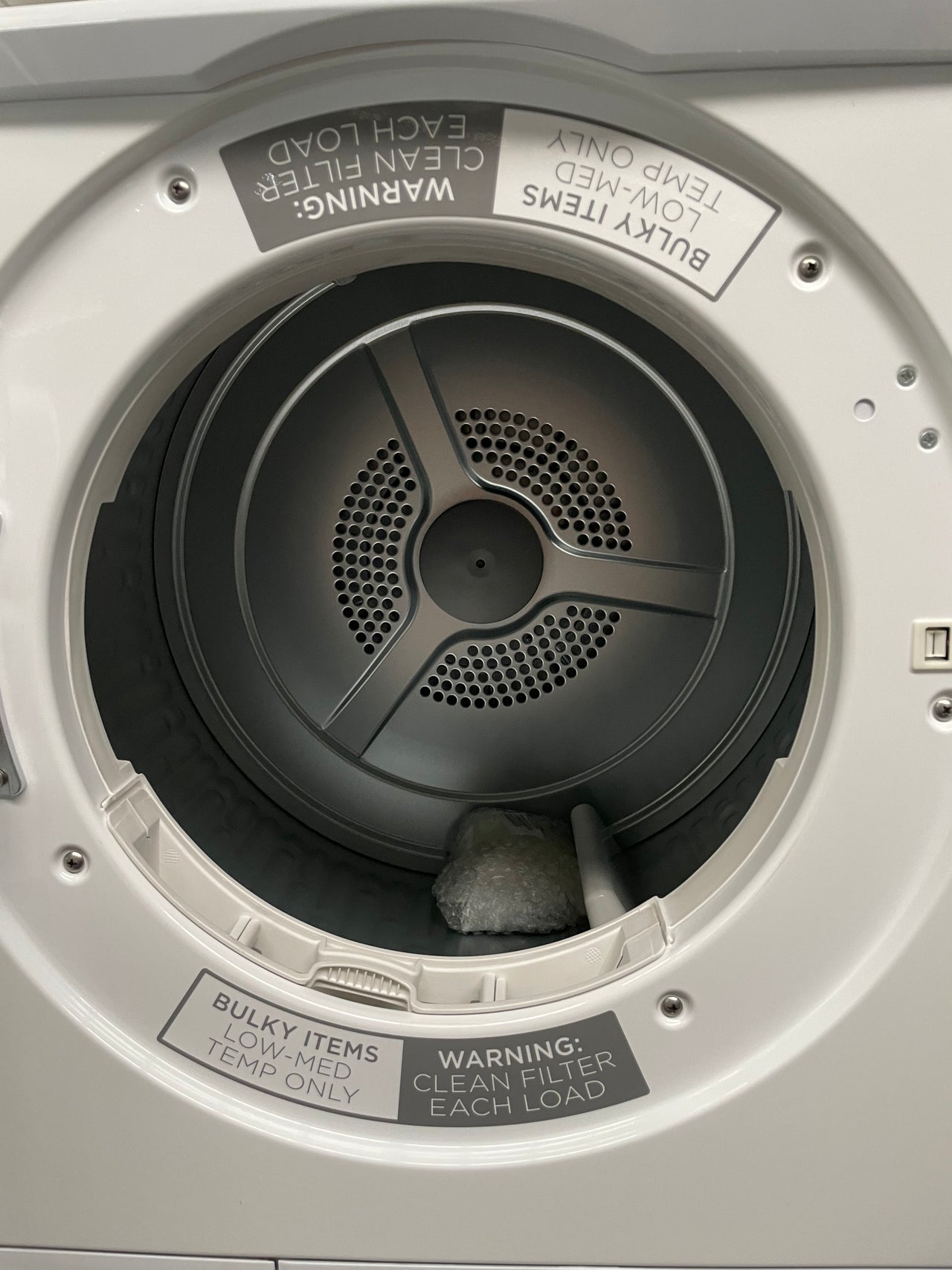 Factory second Fisher&Paykel 7kg Sensor Dryer DE7060G2 - Second Hand Appliances Geebung